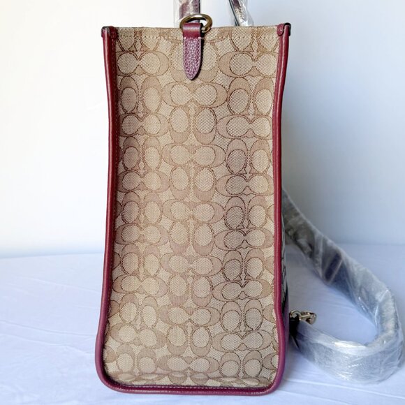 Nwt Coach Dempsey Tote 40 Jacquard Signature Patch Leather & Canvas Bag - Picture 4 of 9